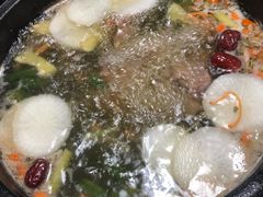 -陆记牛庄·碳锅龙虾烧烤(爱上花园店)