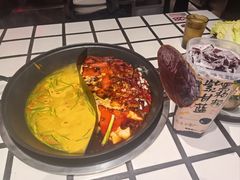 -朱光玉火锅馆(小寨原力场店)