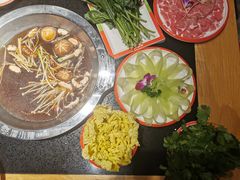 -潘小辣鲜肉老火锅