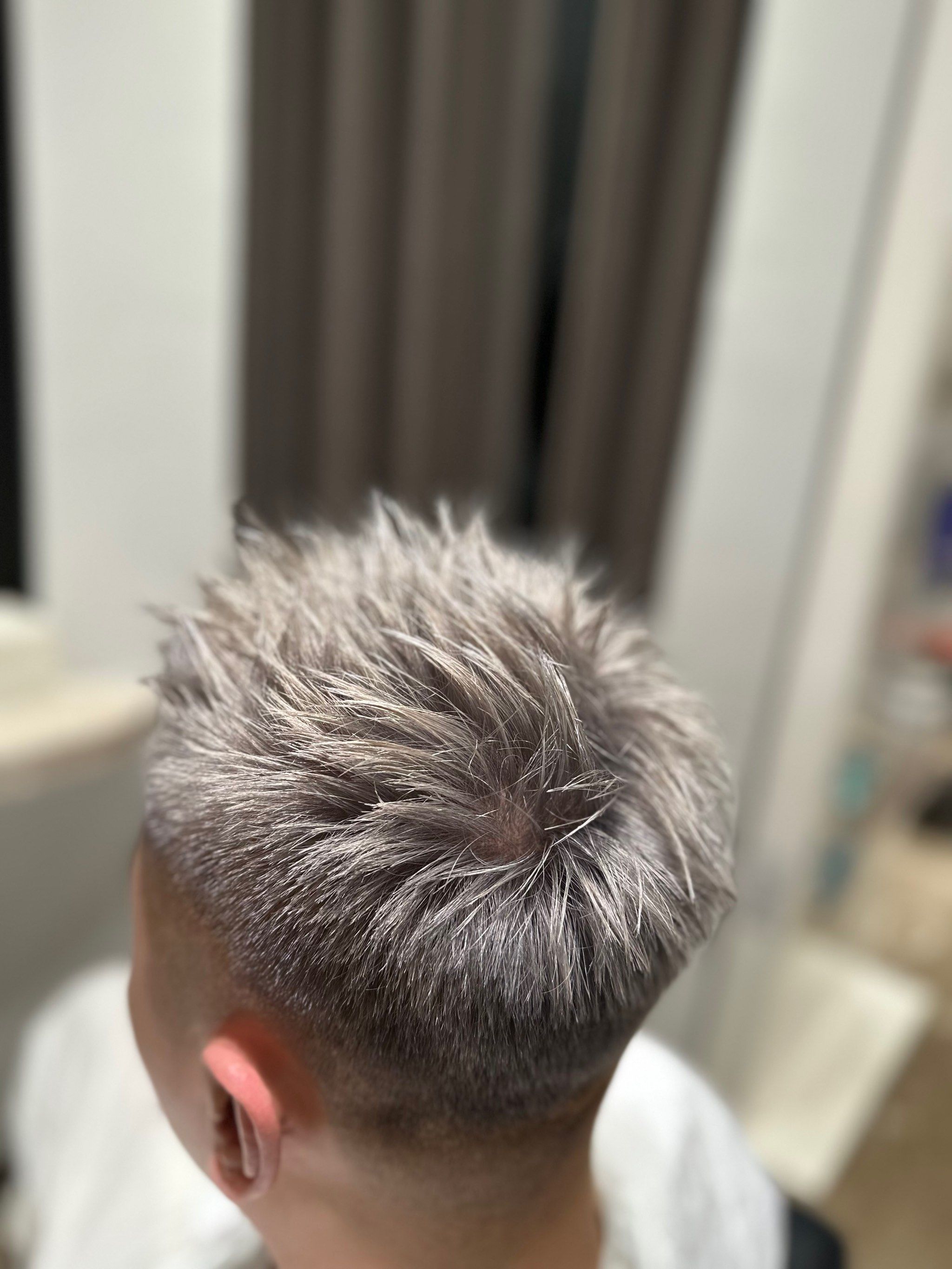 奶灰色 男士的爱