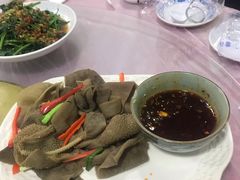 过桥毛肚-洪霞餐馆
