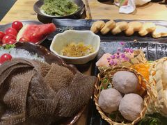 -湊湊火锅·茶憩(杭州湖滨银泰in77店)