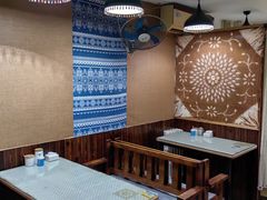 -蜗牛小馆醉乡民谣云南菜(惠新西里店)