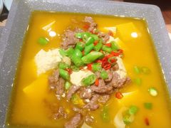 -有红鸡毛店·川菜(建设路店)