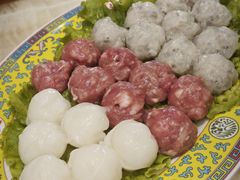 虾滑墨鱼滑拼盘-清真·马家火锅美食城(镇江北路店)