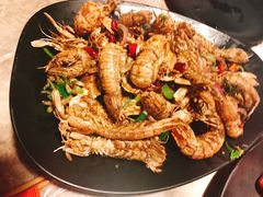 -沪小胖小龙虾(淮海中路旗舰店)