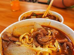 -江三王记牛杂馆(总店)