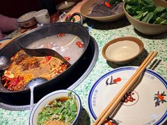 -鸿姐老火锅(静安店)
