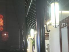 -卢大鲜鱼头捞饭(美利广场店)