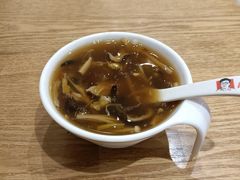 -南城香·饭香串香馄饨香(青年路店)