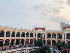 -佛罗伦萨小镇广佛名品奥特莱斯(疏港路店)