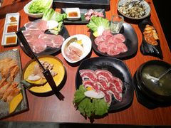 -山之屋炭火烧肉·生啤畅饮(大朗万科中央公园店)