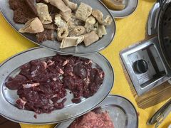 -五洞培记山庄·鲜牛肉火锅