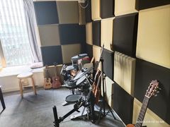 -乐尚音乐空间·钢琴·声乐·架子鼓(会展中心店)