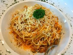 -Chom Cafe and Restaurant
