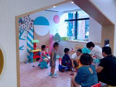 -极橙儿童齿科矫正中心(奥城店)