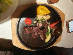 黑椒朗姆牛排-俄士厨房(环球港店)