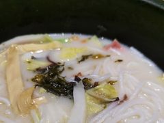 -大鼓米线(浦东长泰店)