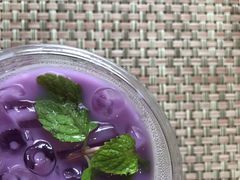 -Chom Cafe and Restaurant