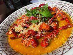 精品蒜香吮指小龙虾-有位虾匠·手工土菜小馆(市北店)