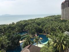 -三亚湾海居铂尔曼度假酒店