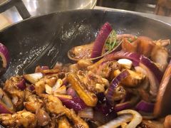 -胡须佬鸡煲四季火锅店(石厦西村直营店)
