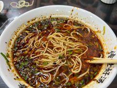 -牛一嘴·兰州牛肉面·大盘鸡(财富中心店)