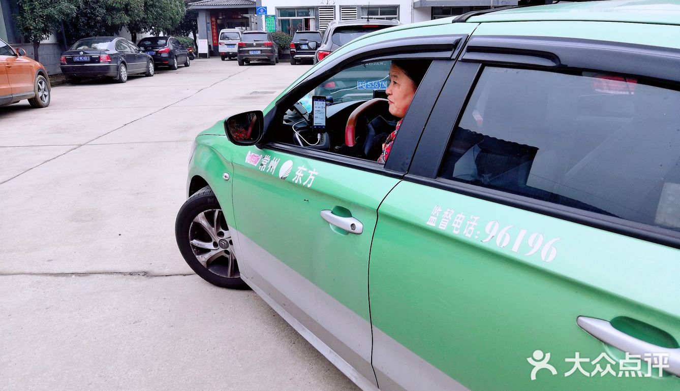坐过这辆“的姐”的车，不挑车程长短，不挑顾客