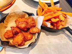 -必胜客(尹山湖歌林公园店)