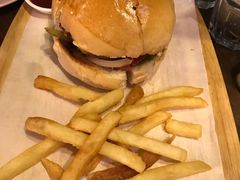 祖母超级至尊汉堡-G+KITCHEN(龙湖狮山天街店)