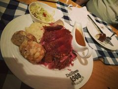 -皇冠自酿啤酒坊(中国红街5号楼店)