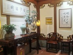 -梅龙镇酒家(南京西路总店)