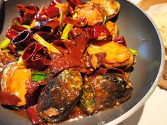 辣炒小鲍鱼-开海·红岛海鲜虾水饺(石老人店)
