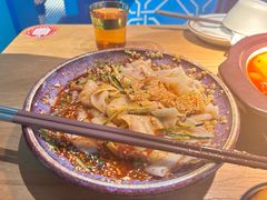 -纳鲁孜·新疆特色餐厅(上海悦荟广场店)