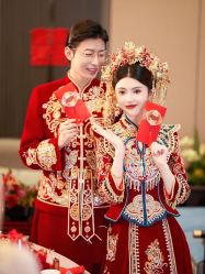 -莫小姐婚纱