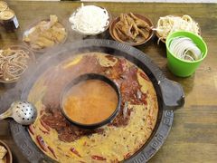-黄潇洒老火锅(九眼桥宏济巷店)