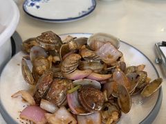 爆炒花甲-东就鸭饭店·古早海南菜(滨海店)