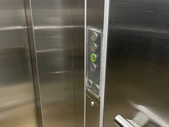 -九六广场-停车场