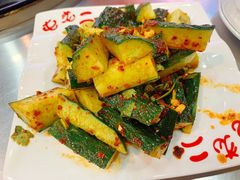-屯老二农家铁锅炖·行业领军者(梅江店)