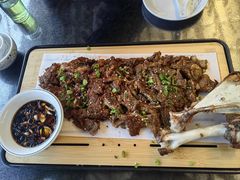 烤羊腿-石羊农庄