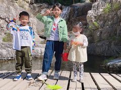 -大平台龙居瀑布旅游区