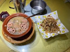 -董厨煨汤馆(车站路店)