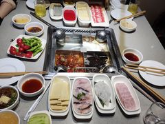 -海底捞火锅(新松江路店)
