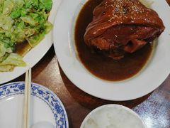 -巷子深菜馆·津门肘子(滨海店)