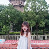 坐落于西街的一家绝美烤肉店  阳台上可近观西街的热闹