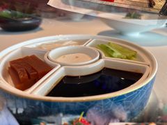 精品烤鸭-悦江(梅奔中心店)