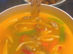 -川流不息·地道川菜·小龙虾(松东路店)