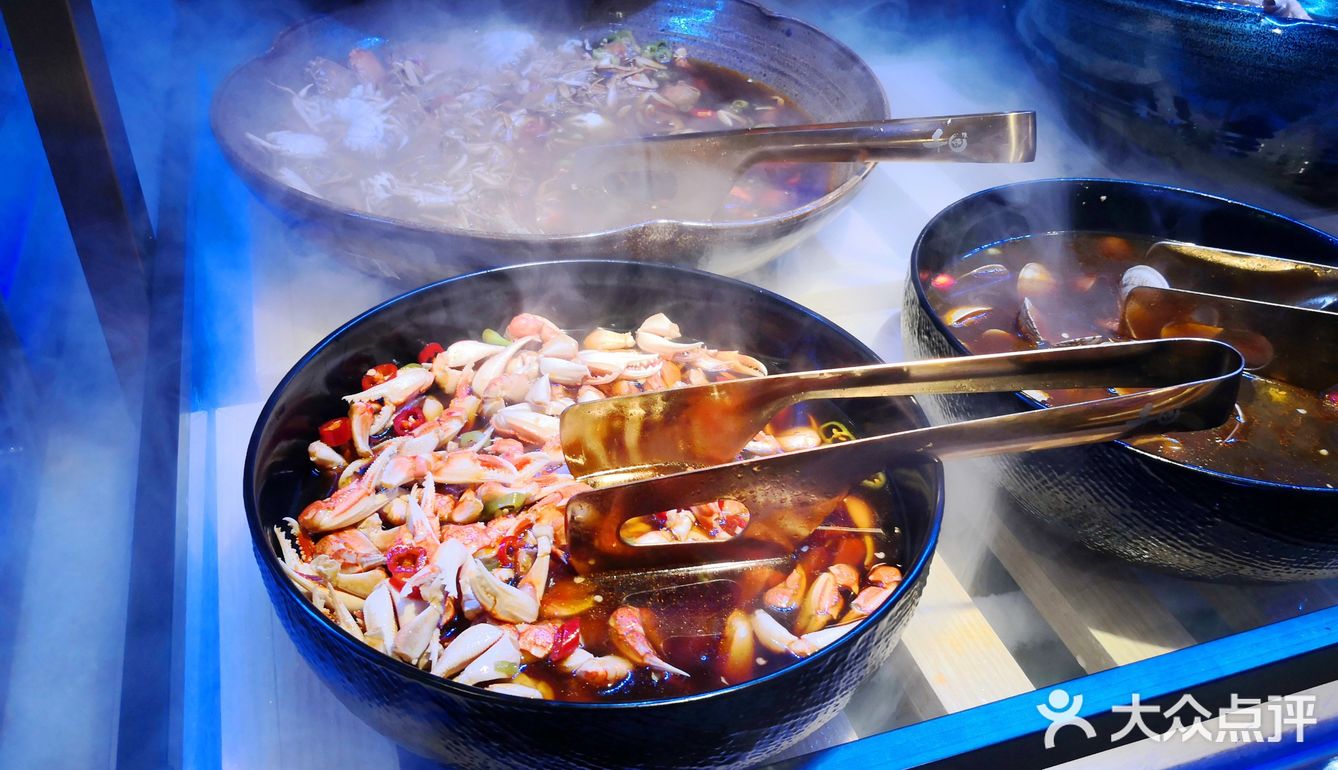 两小时内绝对让你吃饱喝好。服务员普遍以大妈为主