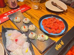 -老牌坊云南鱼豆花火锅(嵩山店)
