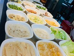 自助取餐区-川山城麻辣香锅(鼎汇美食城店)